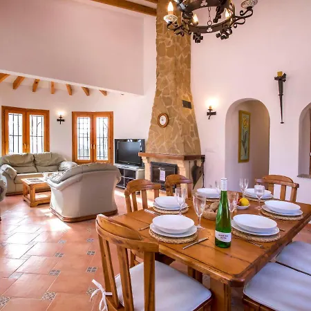בית נופש Casa El Mirador By Interhome *